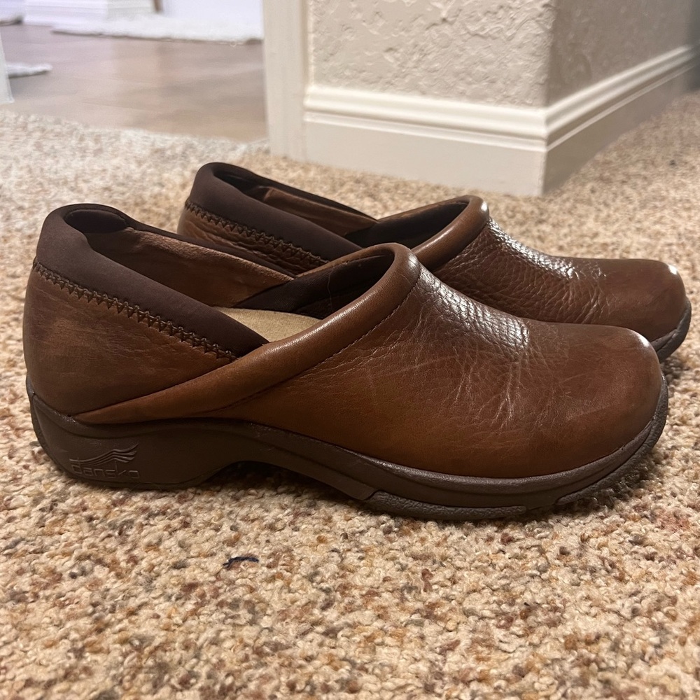 Dansko Women's Brown Clogs
